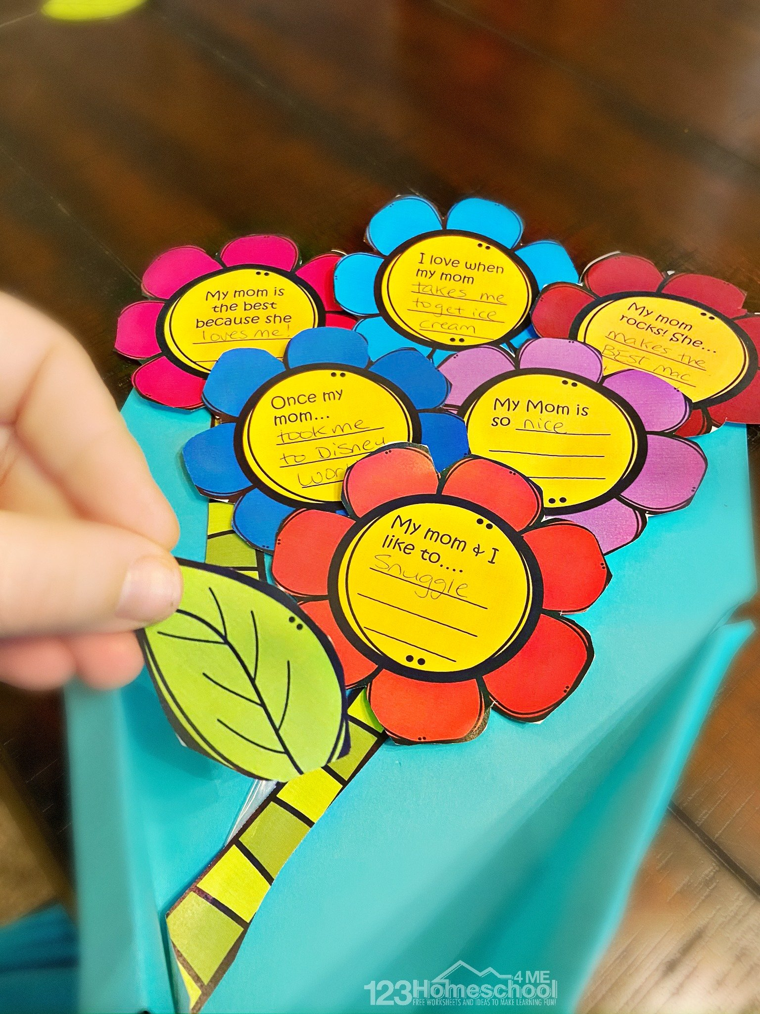 💐 Flower Bouquet Free Printable Mothers Day Craft For Kids pertaining to Printable Mothers Day Craft Template