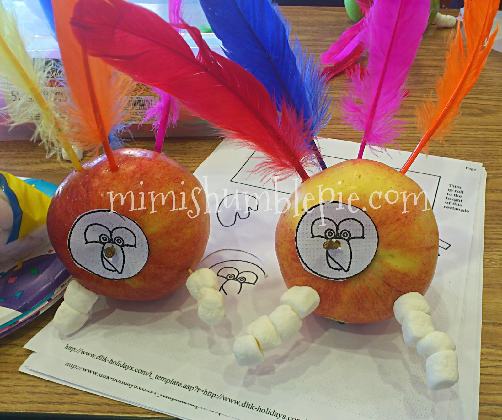 Easy Apple &amp;quot;Turkey&amp;quot; Craft {Preschool Activities} inside Dltk Turkey Feather Template