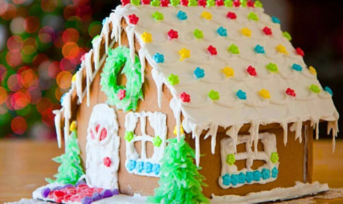 How To Make A Gingerbread House: Mary Berry&amp;#039;S &amp;#039;Wonderful regarding Gingerbread House Template Mary Berry