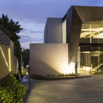 Nico Van Der Meulen Architects · Kloof Road House · Divisare Regarding Family Turkey Project Template Trackid Sp 006