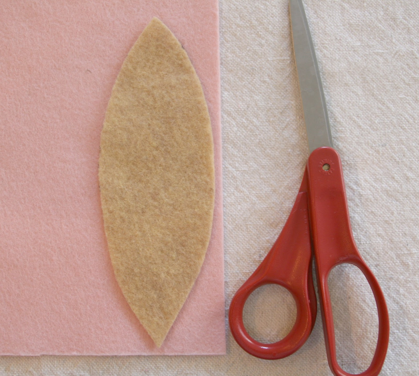 One Little Rayndrop: Felt Feather Tutorial with regard to Felt Feather Template
