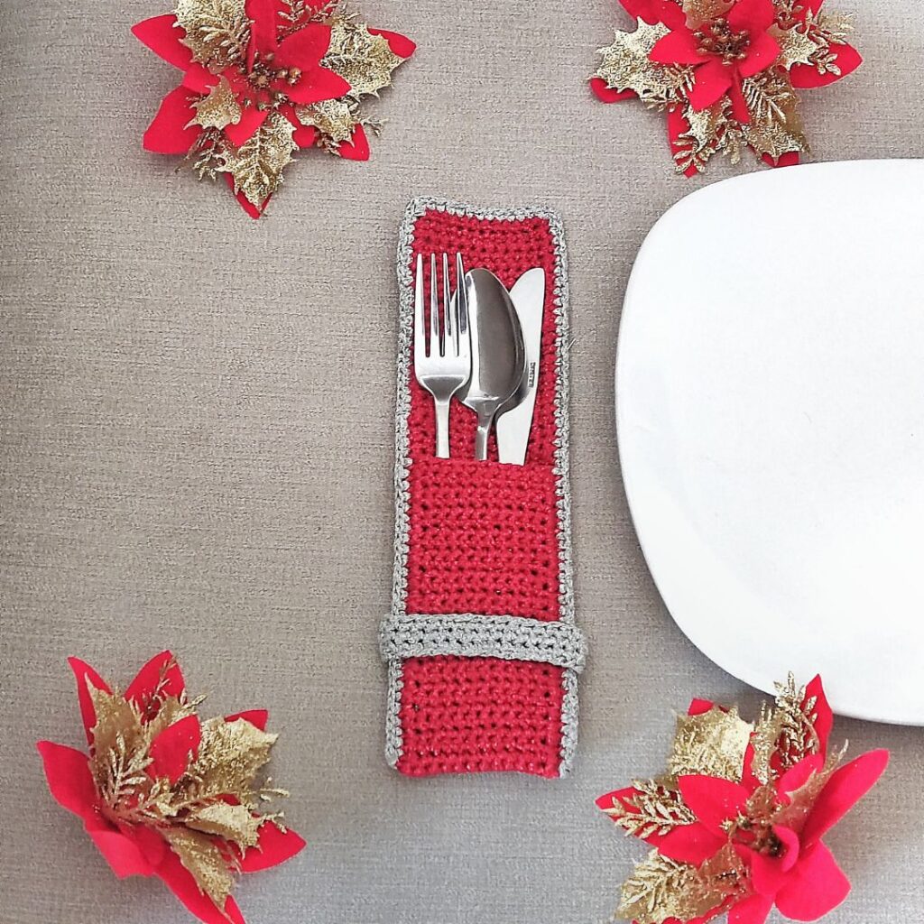 Crochet Christmas Cutlery Holder Pattern