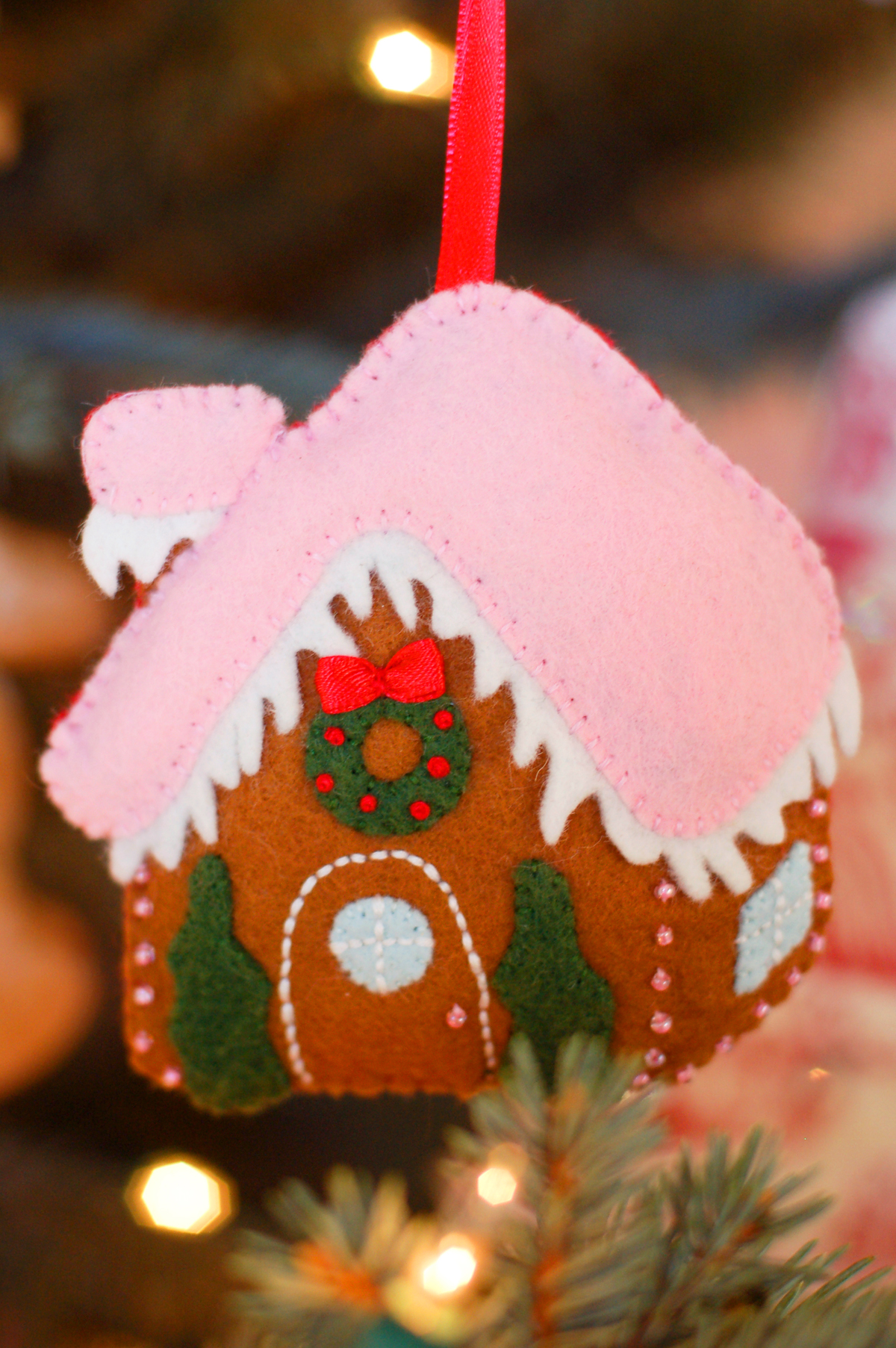 Felt Gingerbread House Ornament