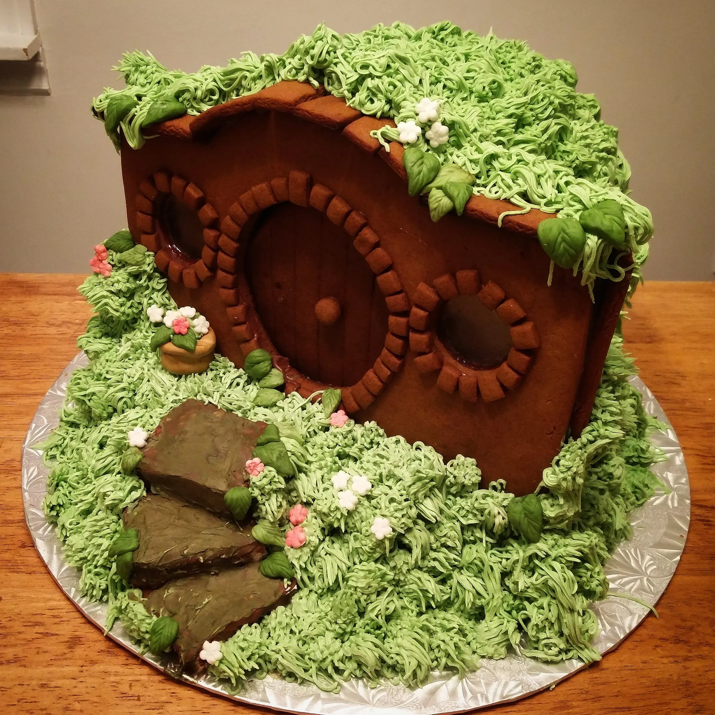 Gingerbread Hobbit House 1