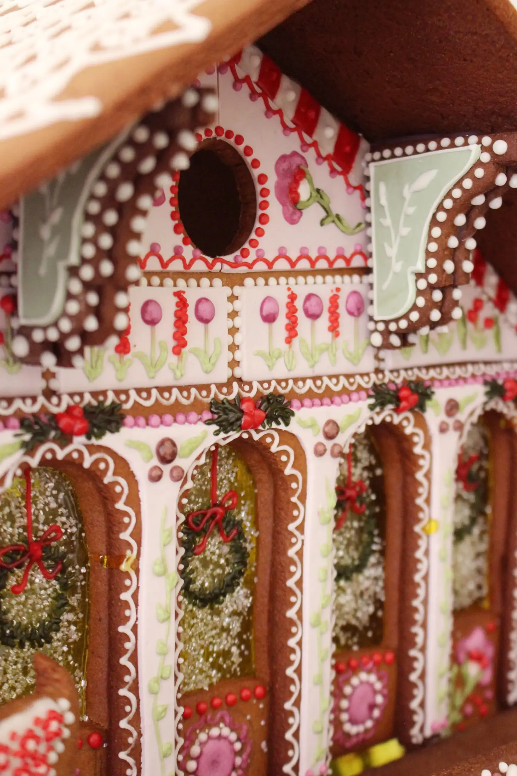 swiss chalet gingerbread house template